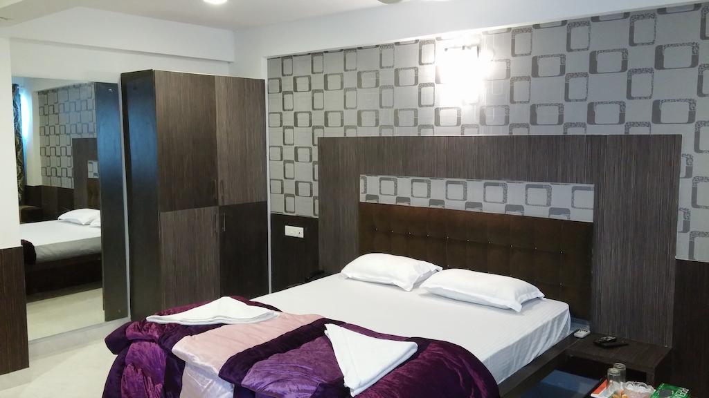 Capital Suites Μπανγκαλόρ Εξωτερικό φωτογραφία
