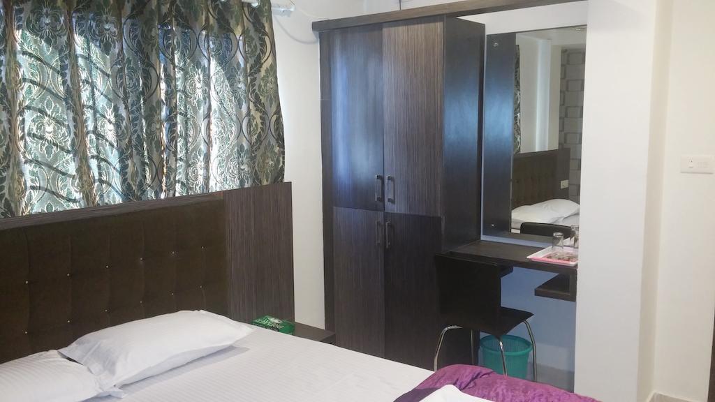 Capital Suites Μπανγκαλόρ Εξωτερικό φωτογραφία
